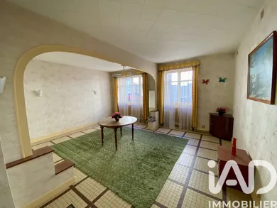 Townhouse in Château-Renault (37110)