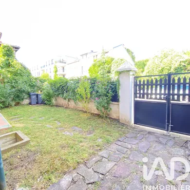 House in Suresnes (92150)