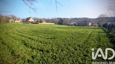 Terrain à bâtir à Lacapelle-Marival (46120)