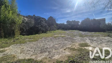Building plot in Vers-Pont-du-Gard (30210)
