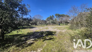 Building plot in Vers-Pont-du-Gard (30210)