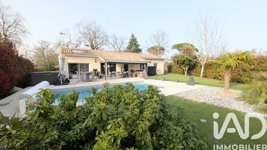House in Saint-Jean-d'Illac (33127)