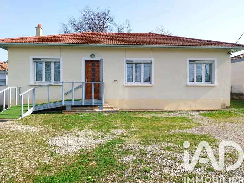 Maison 4 pièces 90 m² · à Épinouze · 90 m² · 237 000 €