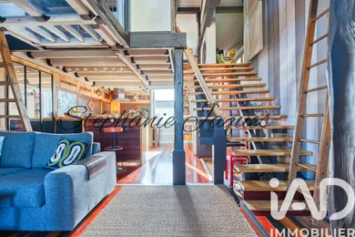 Apartment in Bordeaux (33100)