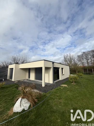 Maison à La Chapelle-Saint-Luc (10600)