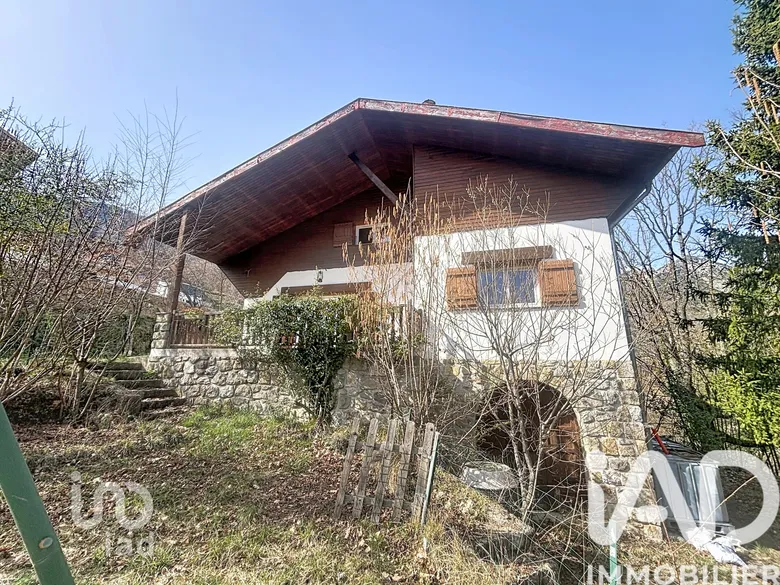 Maison 7 pièces 135 m² · à Roquebillière · 135 m² · 360 000 €