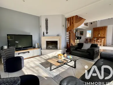 Architectural house in QUIBOU (50750)