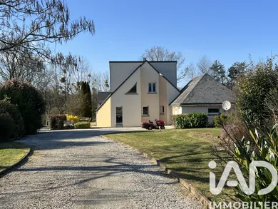 Architectural house in QUIBOU (50750)
