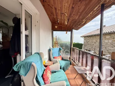 Maison de village à Véranne (42520)