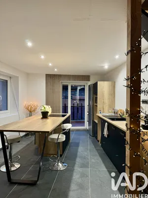 Maison de village à Véranne (42520)