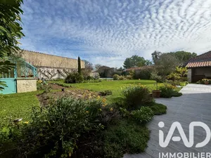 House in Thairé (17290)