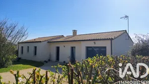 Pavillon à Rives-d'Autise (85240)