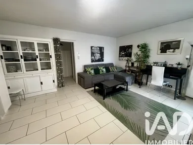 Apartment in La Rochelle (17000)