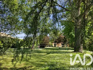Townhouse in Castillon-la-Bataille (33350)