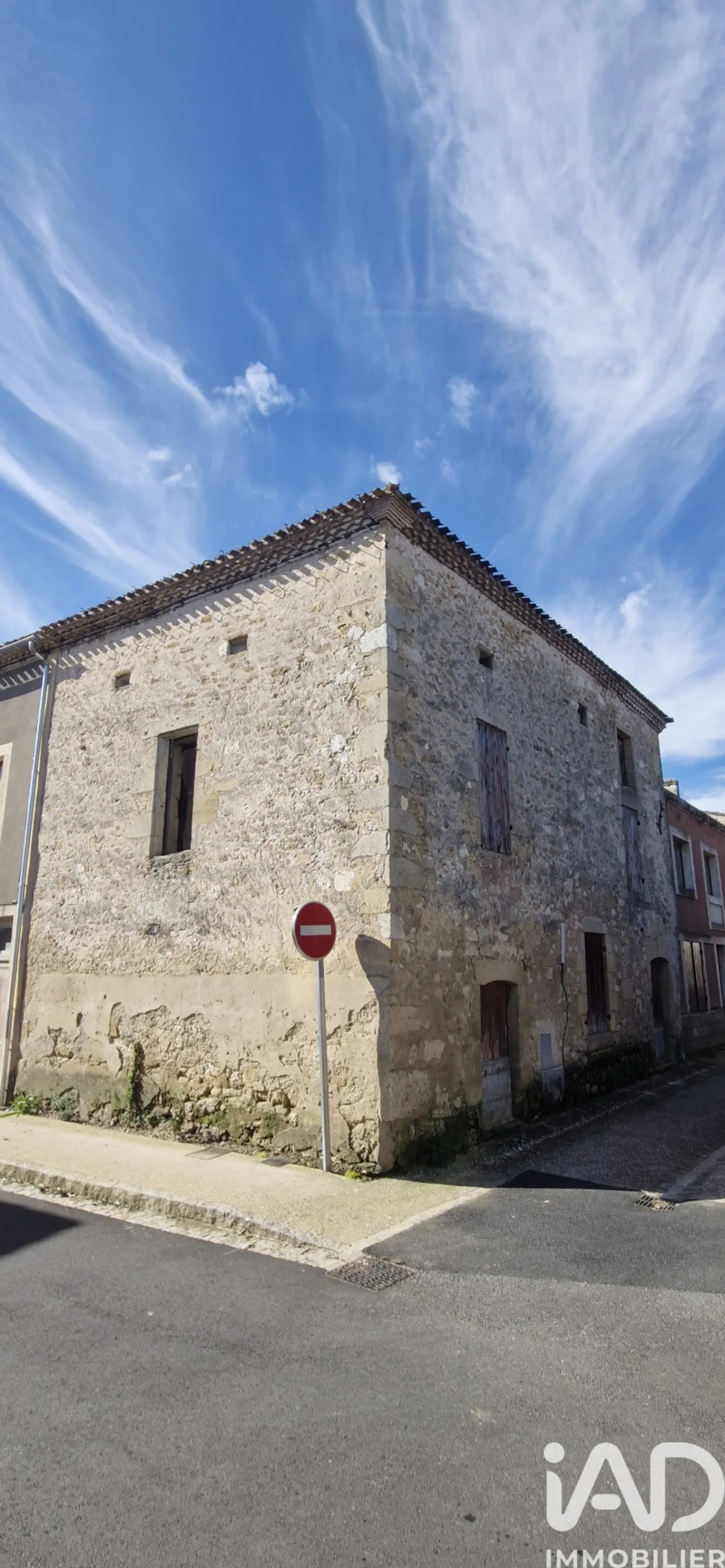 Vente immeuble 62 m² à Gensac (33890) — 3