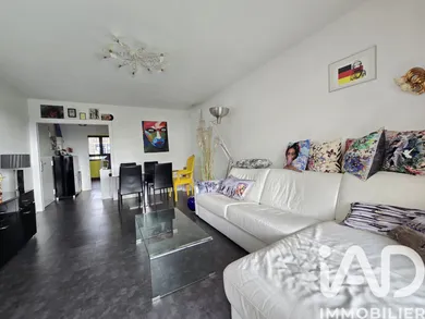 Apartment in Saint-Germain-en-Laye (78100)