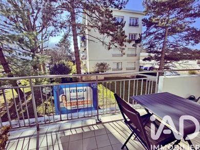 Apartment in Joué-lès-Tours (37300)