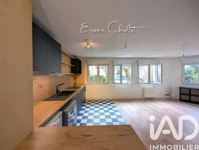 Apartment in Nantes (44300)