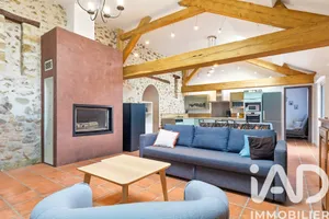 House in Fontaine-le-Port (77590)