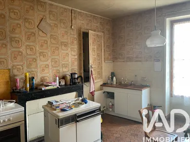 Maison de village à Yrouerre (89700)