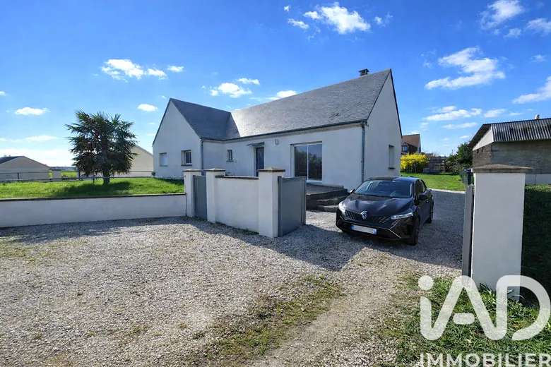 Maison 6 pièces 156 m² · à Corquilleroy · 156 m² · 229 500 €