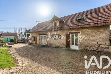Maison de village à Vailly-sur-Aisne (02370)