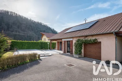 Traditional house in Saint-Nicolas-de-Macherin (38500)