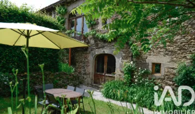 Domain in Montet-et-Bouxal (46210)