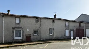 Maison de village à Vernoux-en-Gâtine (79240)