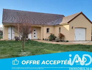 Detached house in Sury-près-Léré (18240)