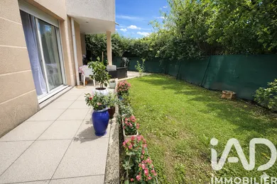 Apartment in Aix-en-Provence (13090)