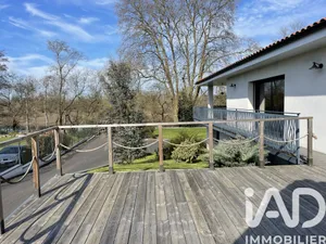 House in Les Billaux (33500)