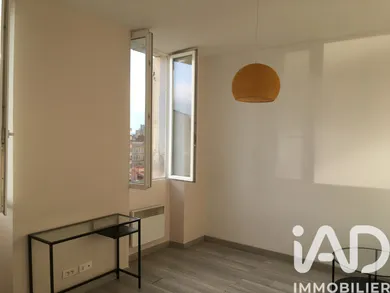 Apartment in Marseille (13003)