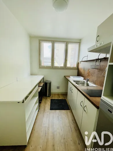 Apartment in Joué-lès-Tours (37300)