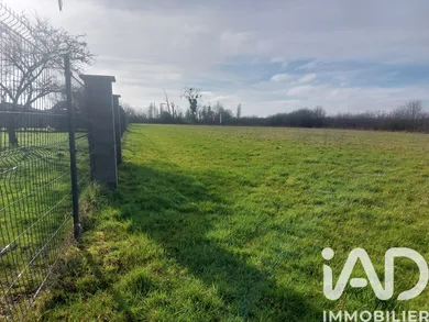 Land in Étain (55400)
