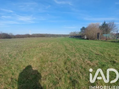 Land in Étain (55400)