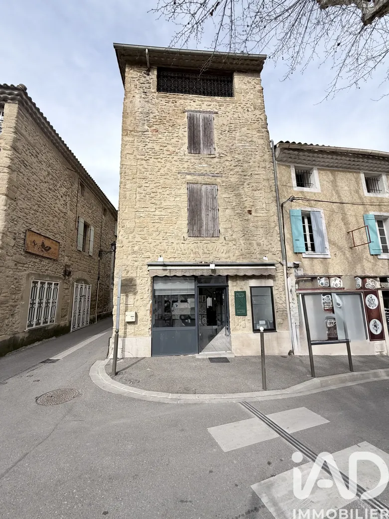 Immeuble 300 m² · à Courthézon · 300 m² · 129 000 €