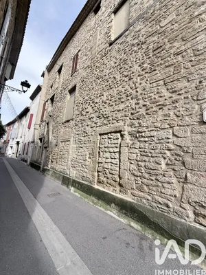 Building in Courthézon (84350)