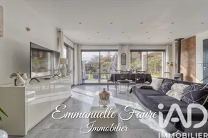 Maison à Champis (07440)