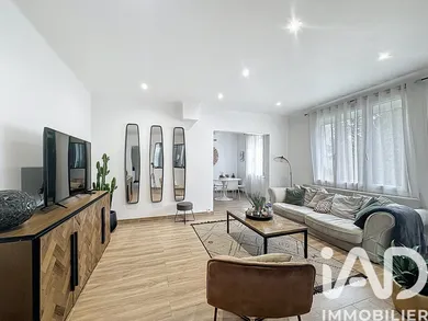 House in Châteauneuf-de-Gadagne (84470)