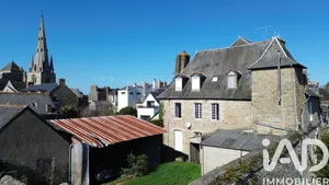 Immeuble à Guingamp (22200)