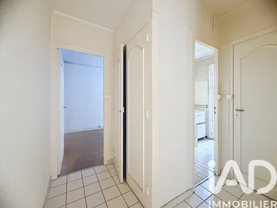 Apartment in Bordeaux (33200)