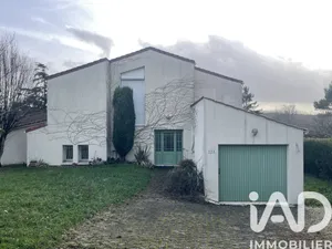 Traditional house in Cognac (16100)
