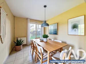 Apartment in Magny-les-Hameaux (78114)