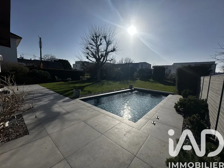 Maison 5 pièces 131 m² · à Truchtersheim · 131 m² · 563 750 €