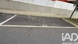 Parking in Juvignac (34990)
