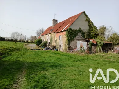 Longere in Percy (50410) — 5/18