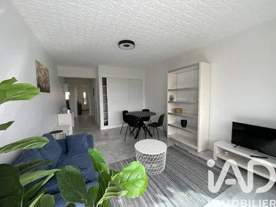 Apartment in Vence (06140)
