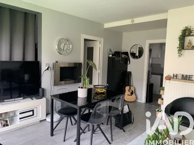 Appartement à la roche sur yon (85000)