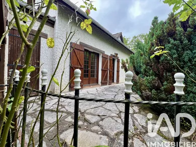 House in Bazoches-sur-le-Betz (45210)
